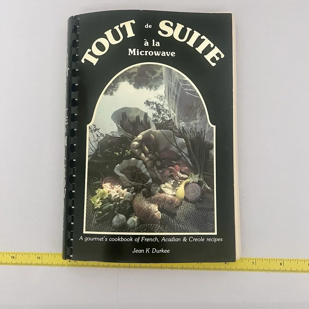 Tout de Suite a la‎ Microwave II : Mexican, Italian, French Recipes Spiral book